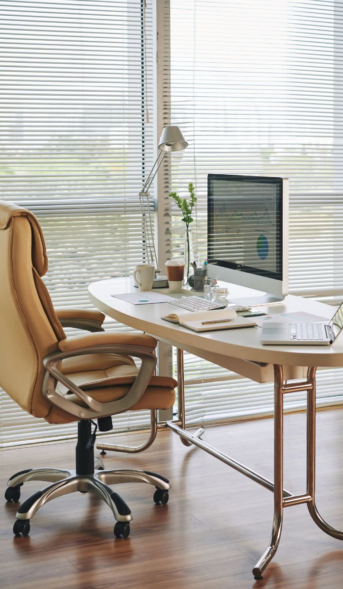 Building Maintenance vs. Commercial Cleaning: Key Differences